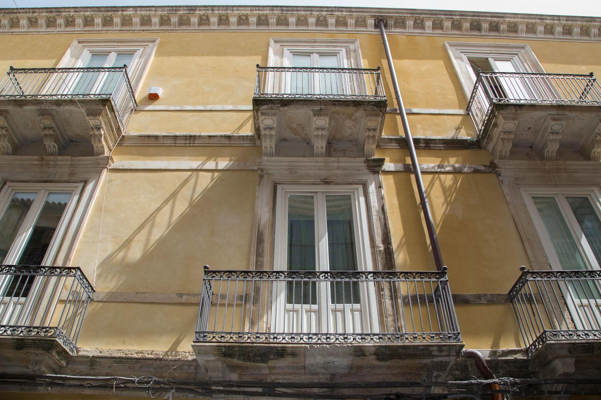 Residence Acropoli Сиракузы Экстерьер фото