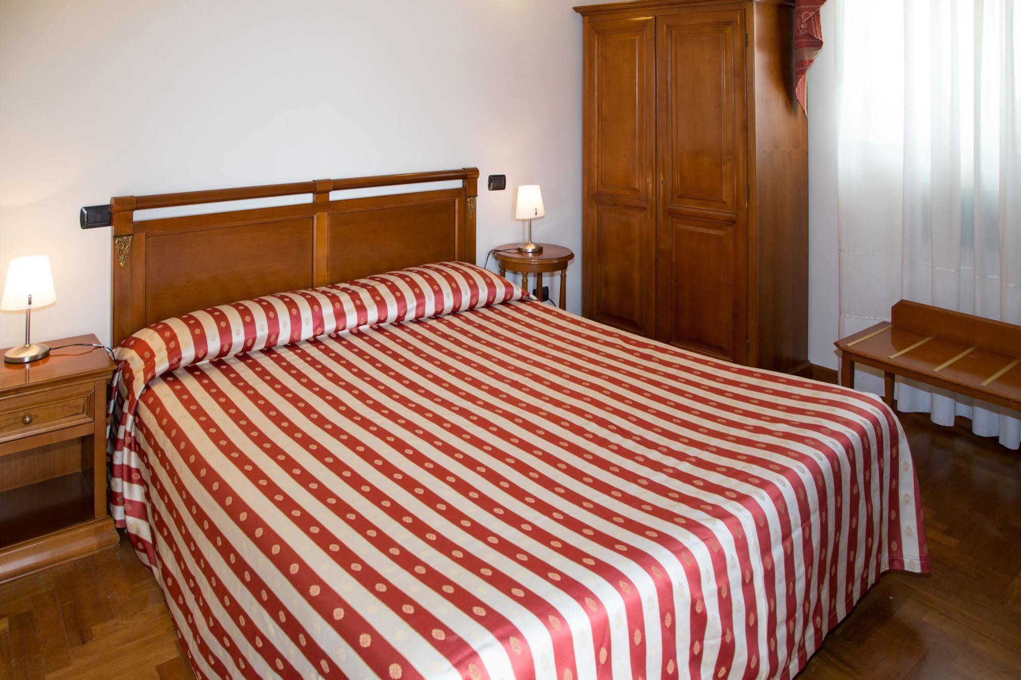 Residence Acropoli Сиракузы Экстерьер фото